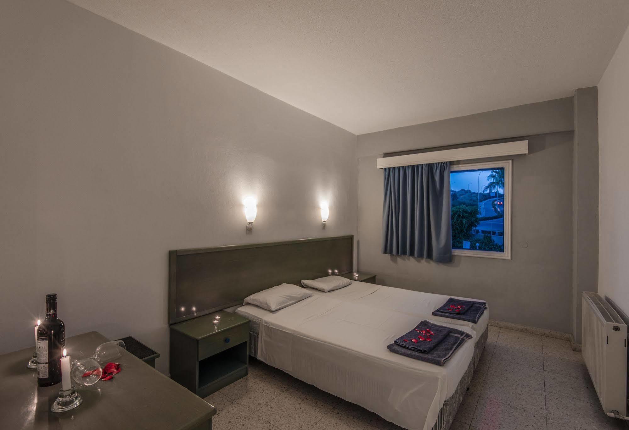 Cordelia Hotel Apartments Ayia Napa Exterior photo